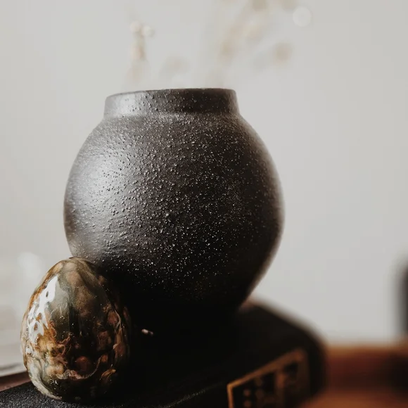 Round Black Textured Vase - Picture 2 of 4